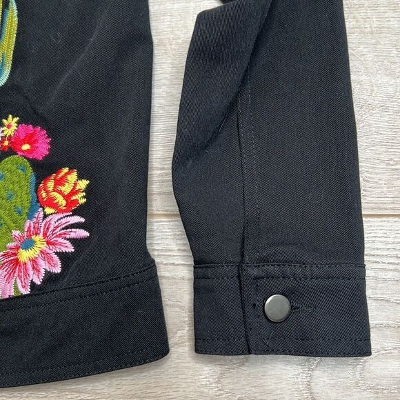 NWT Emmer & Oat Cactus Embroidered Shacket Boho Western Layering Festival - Picture 8 of 9